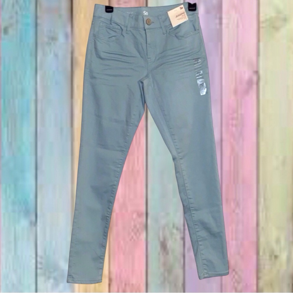So Blue Light Wash Low Rise Straight Leg Jegging Jeans NWT